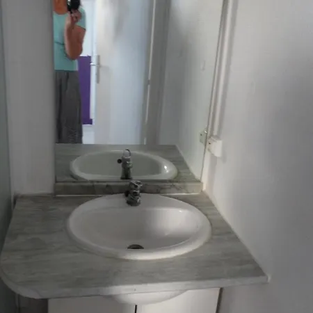 Apartment Studios *